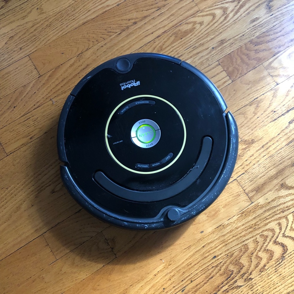 Roomba vacuum